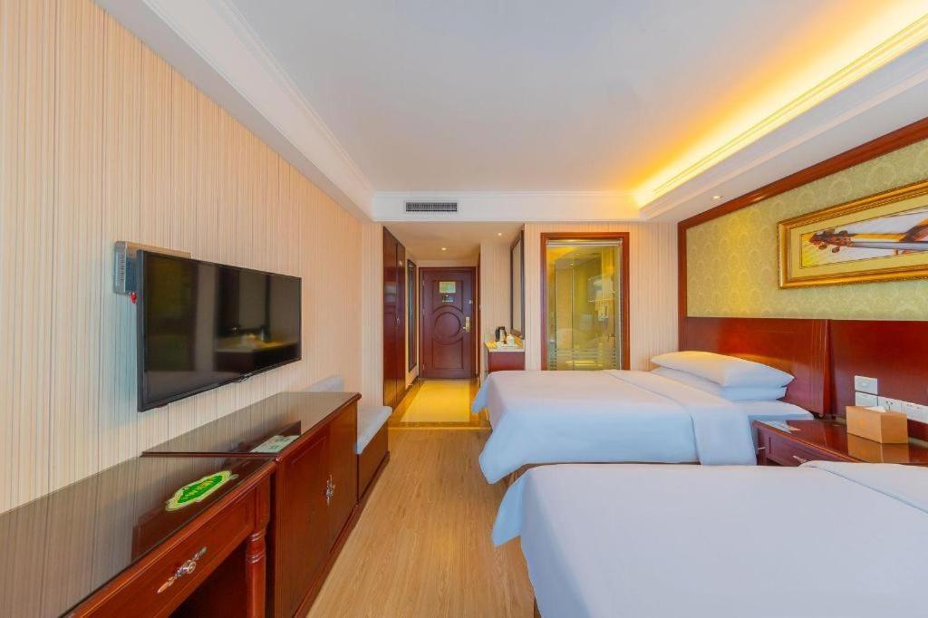 Yichang Vienna Hotel Wanda Branch المظهر الخارجي الصورة