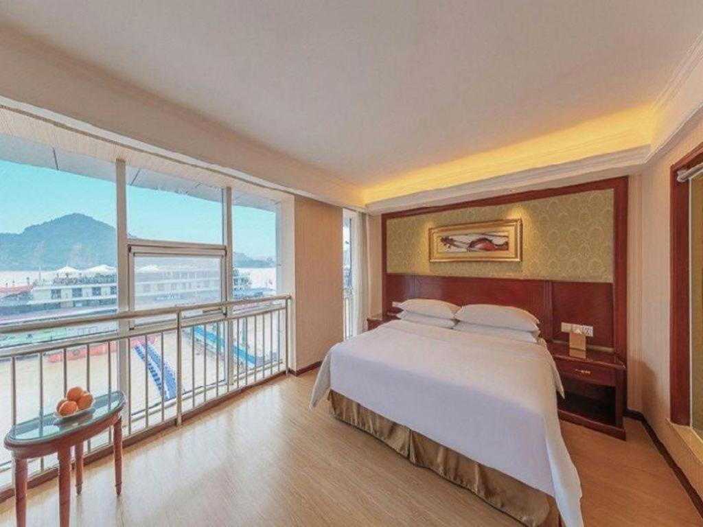 Yichang Vienna Hotel Wanda Branch المظهر الخارجي الصورة