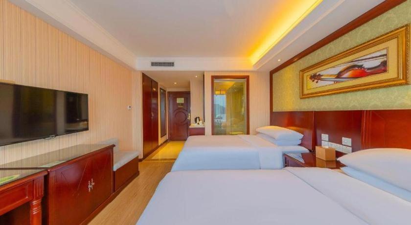 Yichang Vienna Hotel Wanda Branch المظهر الخارجي الصورة