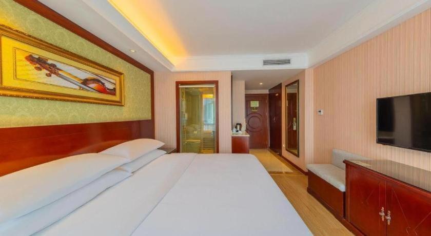 Yichang Vienna Hotel Wanda Branch المظهر الخارجي الصورة