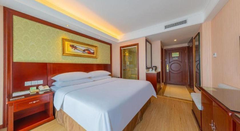 Yichang Vienna Hotel Wanda Branch المظهر الخارجي الصورة
