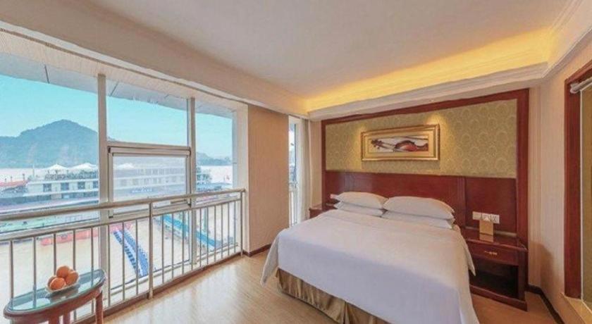 Yichang Vienna Hotel Wanda Branch المظهر الخارجي الصورة