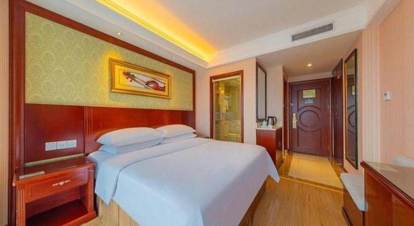 Yichang Vienna Hotel Wanda Branch المظهر الخارجي الصورة