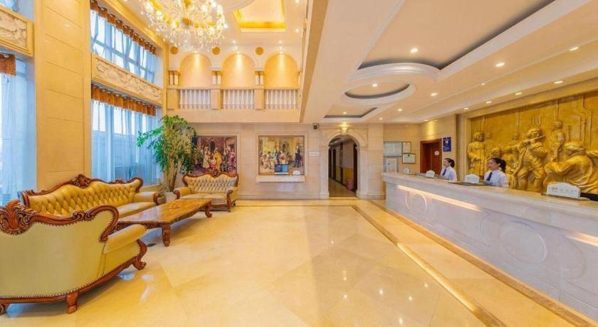 Yichang Vienna Hotel Wanda Branch المظهر الخارجي الصورة